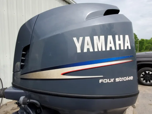 Used 2008 Yamaha 115 HP 4-Cylinder EFI 4-Stroke 20″ (L) Outboard Motor