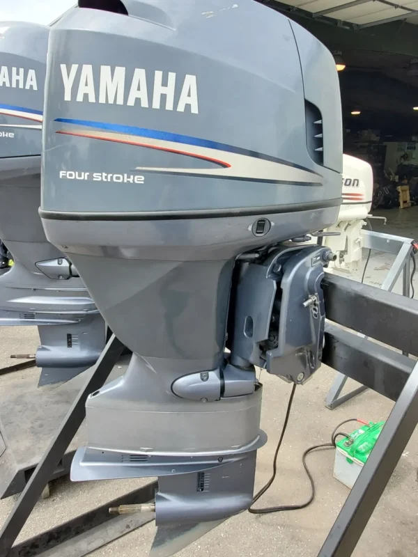 Used 2008 Yamaha 115 HP 4-Cylinder EFI 4-Stroke 20″ (L) Outboard Motor