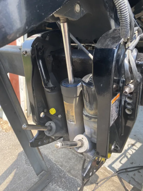 Used 2013 Mercury Pro XS Optimax 250HP V6 DFI 2-Stroke Outboard Motor – 20" Long Shaft – 351 Hours – TorqueMaster 2 Lower Unit