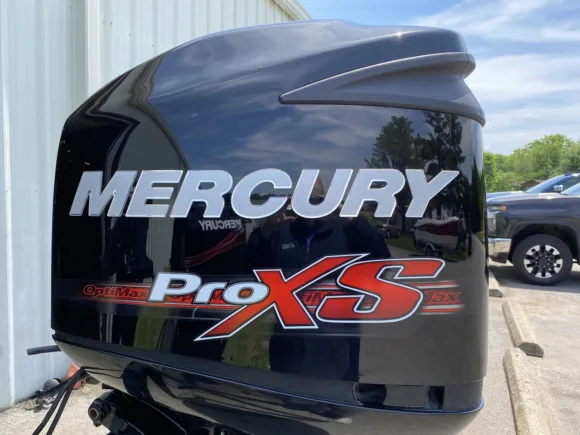 Used 2014 Mercury Pro XS 250HP 3.0L V6 DFI 2-Stroke Outboard Motor – 20" Long Shaft – 360 Hours – Refurbished Powerhead