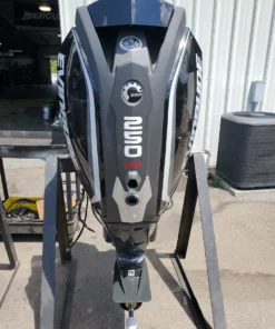Used 2019 Evinrude E-TEC G2 250 HO V6 DFI 2-Stroke Outboard Motor – 20″ Shaft – 82 Hours – Complete Digital Rigging Included