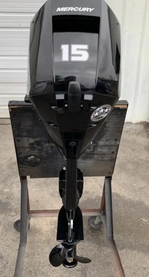New 2019 Mercury 15HP EFI 2-Cylinder 4-Stroke Outboard Motor – 15" Short Shaft – Manual Start – Tiller Handle