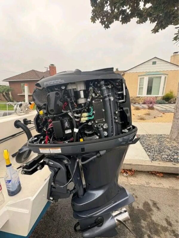 Used 2022 Yamaha F200 200 HP 4-Stroke Outboard Motor – 20" Shaft