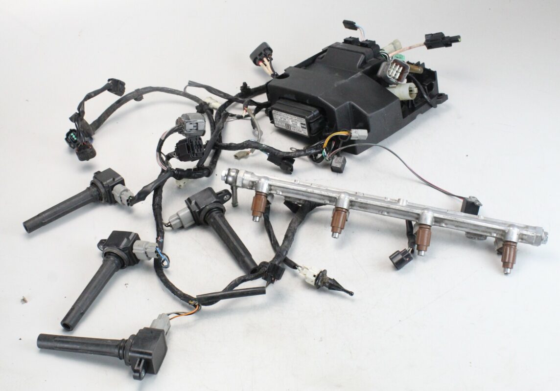 Suzuki DF150 / DF175 ECU Delivery Pipe & Wiring Harness Assembly | 33920-96J90 | 2006–2014 OEM