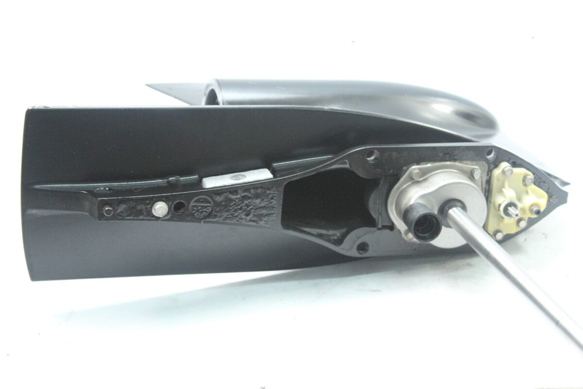 Mercury XXL 30" Offshore Verado Lower Unit | 200–300 HP | 1.85:1 Gear Ratio | Rebuilt