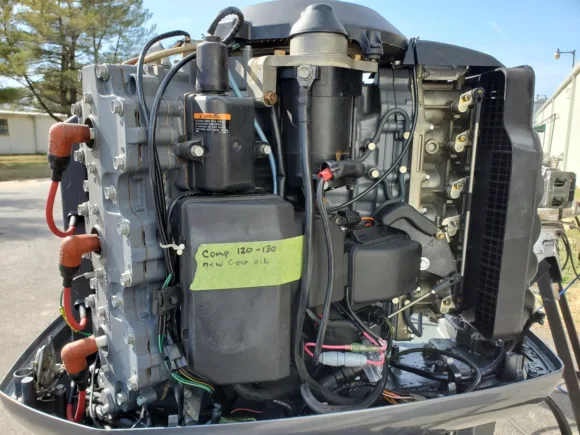 Used Twin 2001 Yamaha 250 HP Saltwater Series II 6-Cylinder EFI 2-Stroke 25″ (X) Outboard Motors