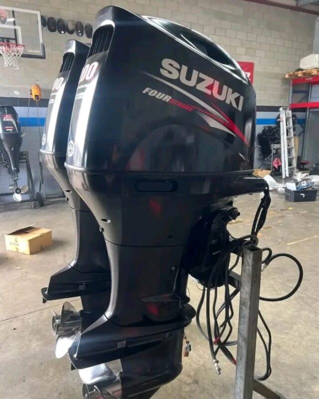 Used Suzuki DF200AP 200 HP Four-Stroke Outboard Motors – 2015 – 25" XL – Twin Set