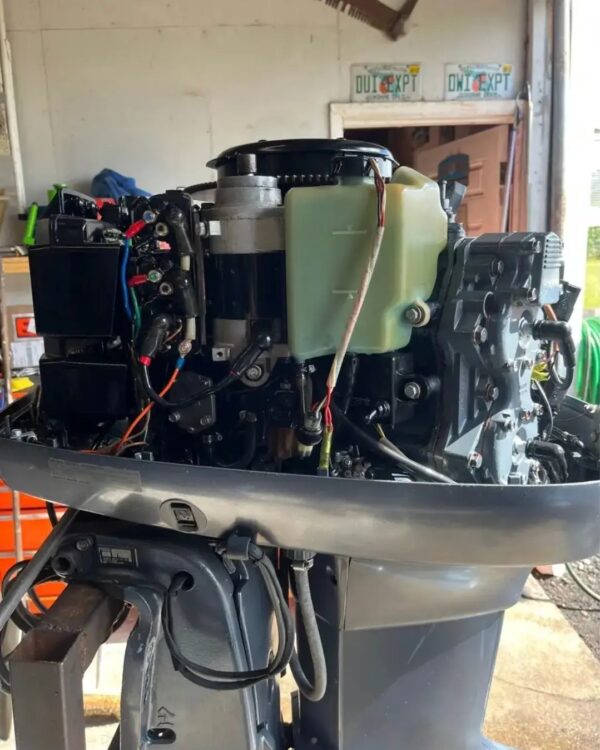 115 HP 2-Stroke Yamaha Outboard Motor with 20" Shaft Length - Alpha Marine Outboards