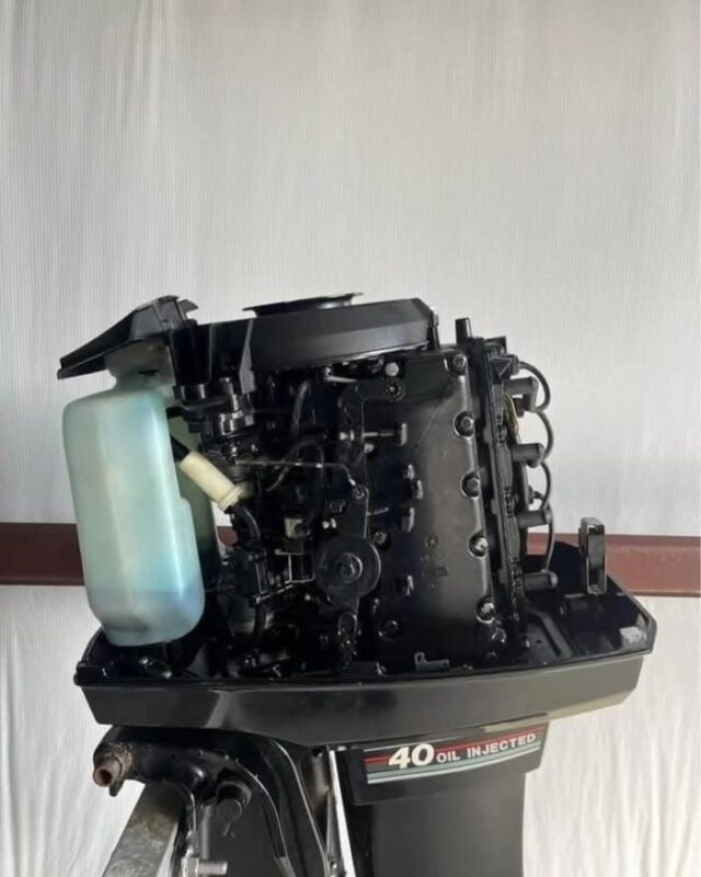 Used 1997 Mercury 40 HP 4-Cylinder 2-Stroke Outboard Motor – 20" Shaft – Approximately 400 Hours – Controls & Propeller Included