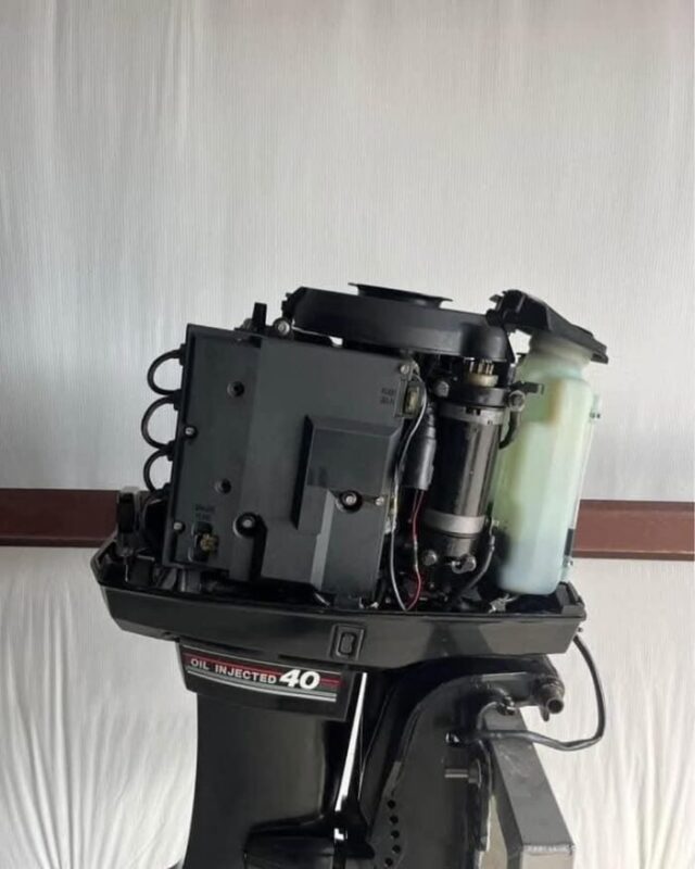 Used 1997 Mercury 40 HP 4-Cylinder 2-Stroke Outboard Motor – 20" Shaft – Approximately 400 Hours – Controls & Propeller Included