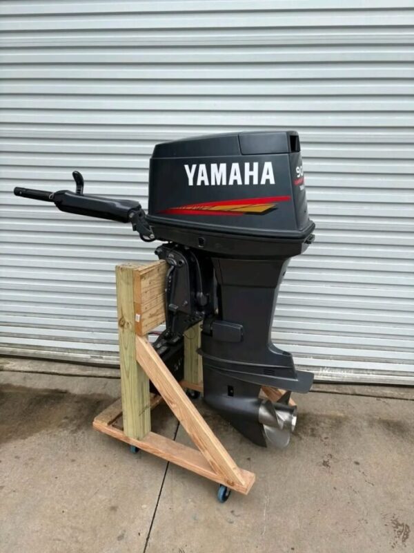 Used 1997 Yamaha 90 HP 2-Stroke Outboard Motor – Long Shaft – Big Tiller – 118–120 PSI Compression – 19P Stainless Propeller