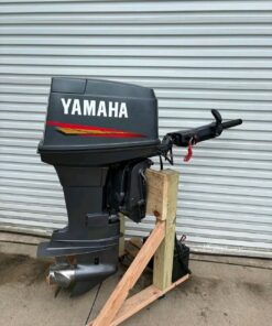 Used 1997 Yamaha 90 HP 2-Stroke Outboard Motor – Long Shaft – Big Tiller – 118–120 PSI Compression – 19P Stainless Propeller