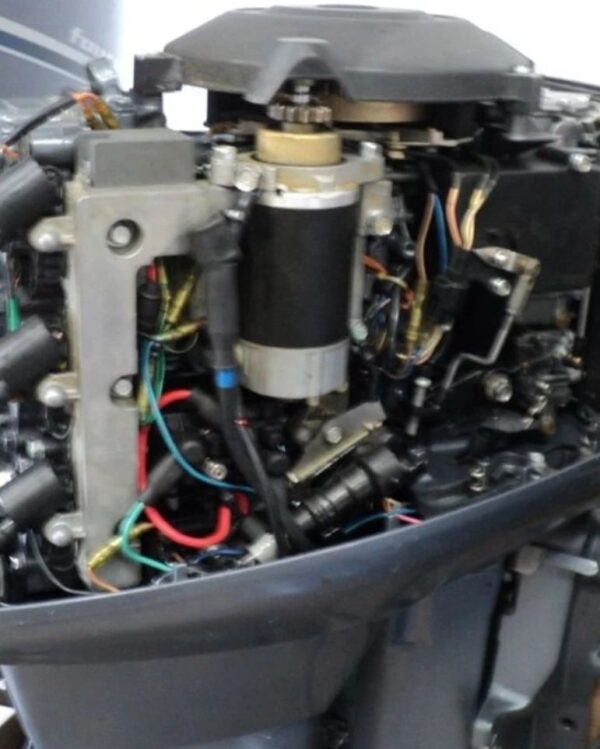 Used 1999 Yamaha 40 HP 2-Stroke Outboard Motor – 20" Shaft