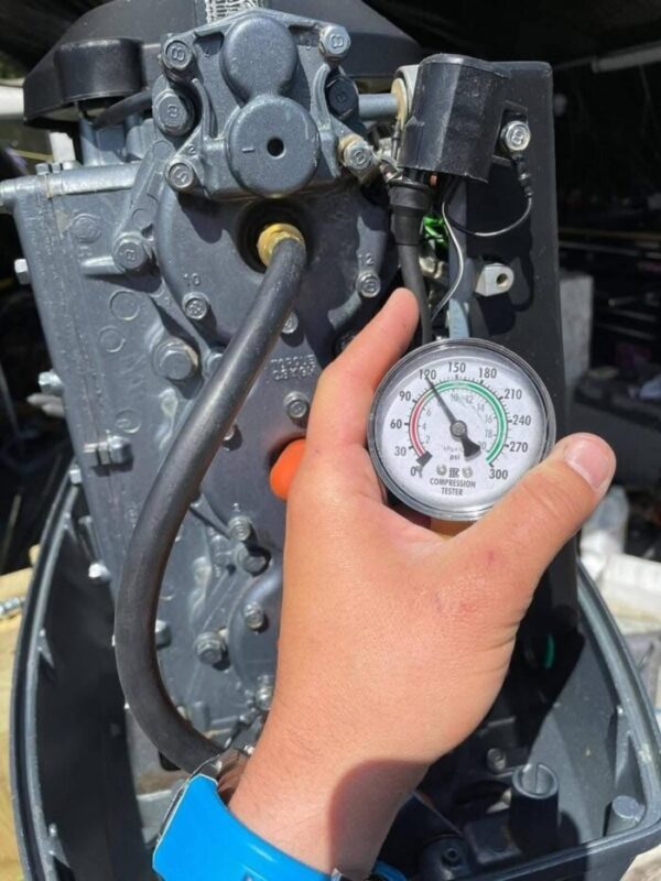 1999 Yamaha 90HP 2-Stroke Outboard Motor