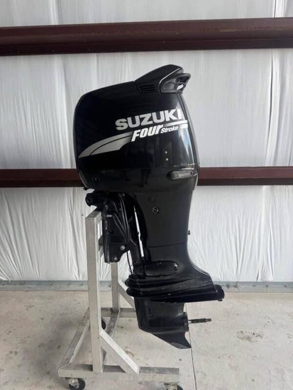 Used 2005 Suzuki DF140 140 HP 4-Stroke Outboard Motor – 25" Shaft – 353 Hours – Controls & Stainless Propeller