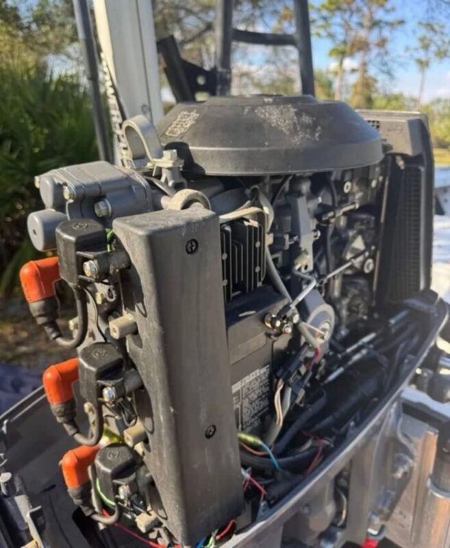 2005 Yamaha 90HP 2-Stroke Outboard Motor