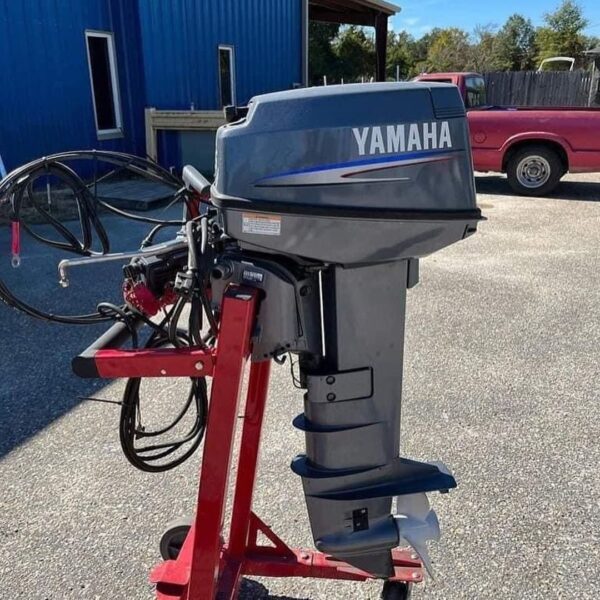 Used 2008 Yamaha 25 HP 2-Stroke Outboard Motor – 20" Shaft – 56 Hours