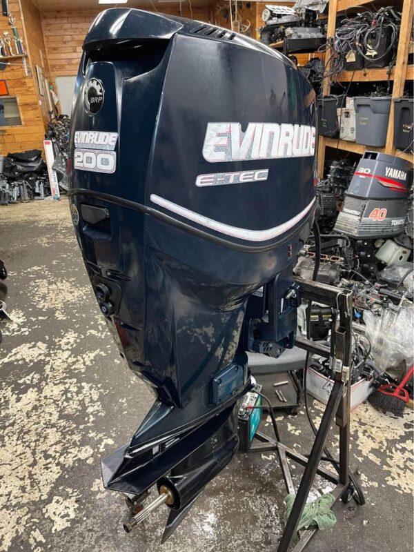 Used 2010 Evinrude E-TEC 200 HP 2-Stroke Outboard Motor – 25" Shaft – 201 Hours – DTS Rigging & Gauges – Fully Serviced