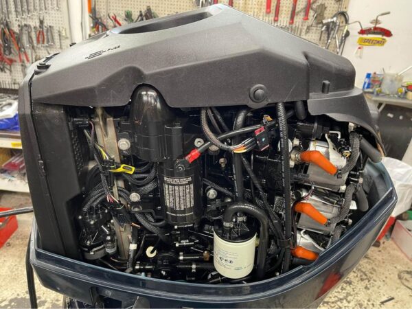Used 2010 Evinrude E-TEC 200 HP 2-Stroke Outboard Motor – 25" Shaft – 201 Hours – DTS Rigging & Gauges – Fully Serviced