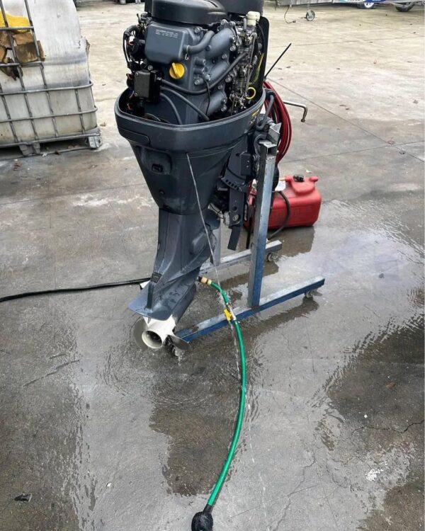 2010 Yamaha 40 HP 4-Stroke 20'' Shaft Remote Steer Outboard Motor - Alpha Marine Outboards