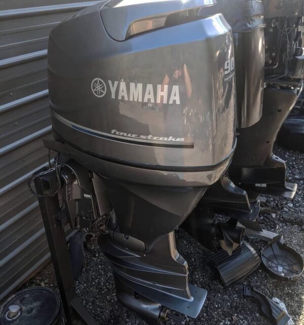 2010 Yamaha 90 HP 4-Stroke 20'' Shaft Outboard Motor - Alpha Marine Outboards
