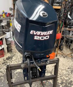 Used 2011 Evinrude E-TEC 200 HP 2-Stroke Outboard Motor – 20″ Shaft – Like New – Black