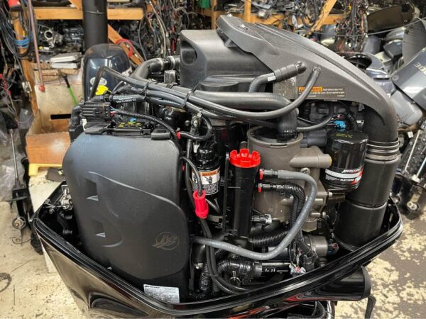 2011 Mercury Verado 150 HP 4-Stroke 20” Shaft Outboard Motor - Alpha Marine Outboards