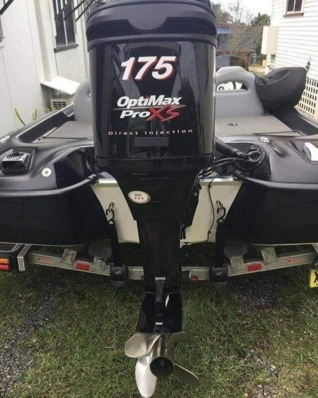 Used 2012 Mercury 175 HP Pro XS OptiMax 2-Stroke Outboard Motor – 25" Shaft – 284 Hours – Complete Rigging