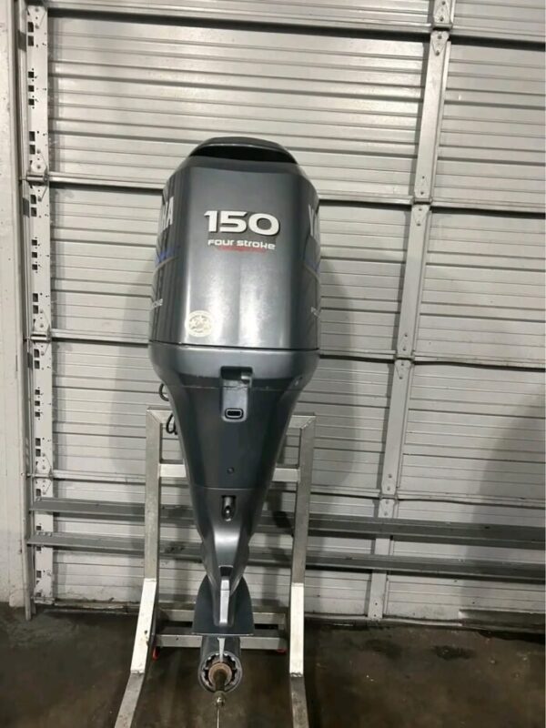 Used 2012 Yamaha F150 150 HP 4-Stroke EFI Outboard Motor – 20" Shaft – Controls Included – Strong Compression