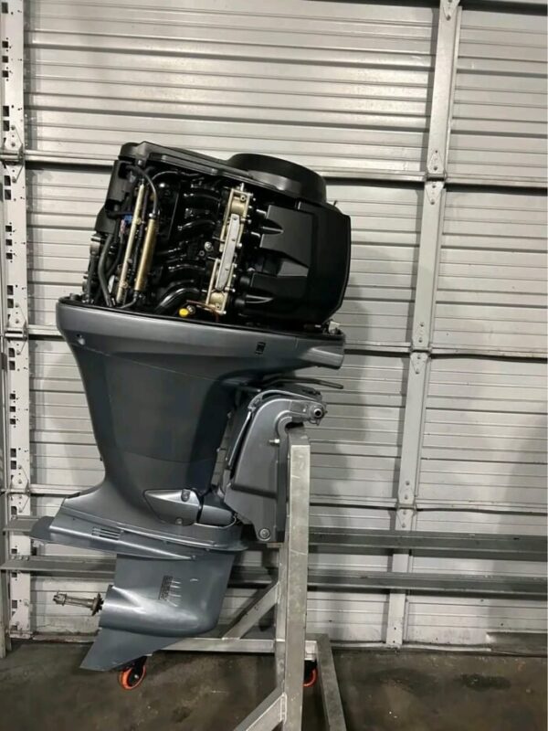 Used 2012 Yamaha F150 150 HP 4-Stroke EFI Outboard Motor – 20" Shaft – Controls Included – Strong Compression