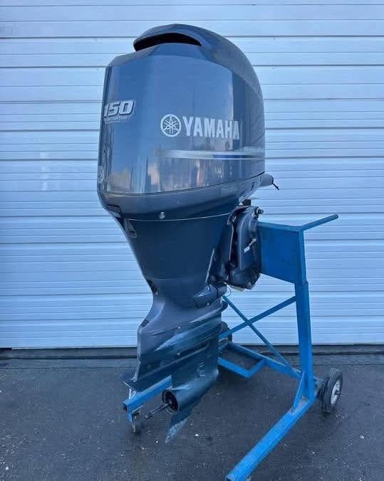 Used 2012 Yamaha F150XA 150 HP 4-Stroke EFI Outboard Motor – 25" Shaft – 317 Hours – 210–220 PSI Compression – Controls & Rigging Included