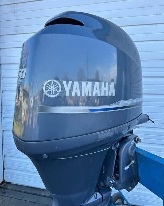 Used 2012 Yamaha F150XA 150 HP 4-Stroke EFI Outboard Motor – 25" Shaft – 317 Hours – 210–220 PSI Compression – Controls & Rigging Included