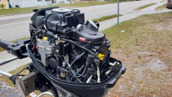 Used 2013 Mercury 25 HP 4-Stroke EFI Outboard Motor – 25" Shaft – 283 Hours – Power Trim & Tilt – Controls Included