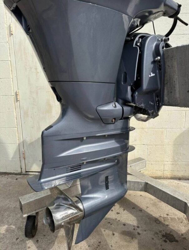 Used 2014 Yamaha F150XA 150 HP 4-Stroke EFI Outboard Motor – 25" Shaft – 264 Hours – 200–210 PSI Compression – Fully Serviced