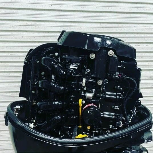 2015 Twin Mercury 150 HP 4-Stroke 20'' Shaft Outboard Motor - Alpha Marine Outboards