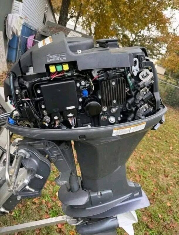 Used 2015 Yamaha F40 40 HP 4-Stroke Outboard Motor – Approximately 150 Hours – Fully Serviced – Controls Included