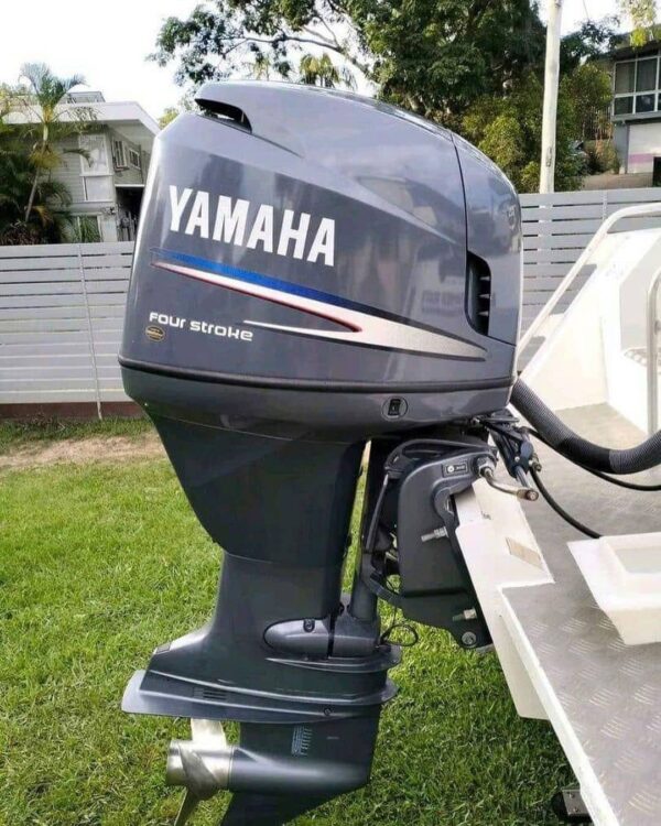 2016 Used Yamaha 115 hp 4-Stroke 20'' Shaft outboard motor