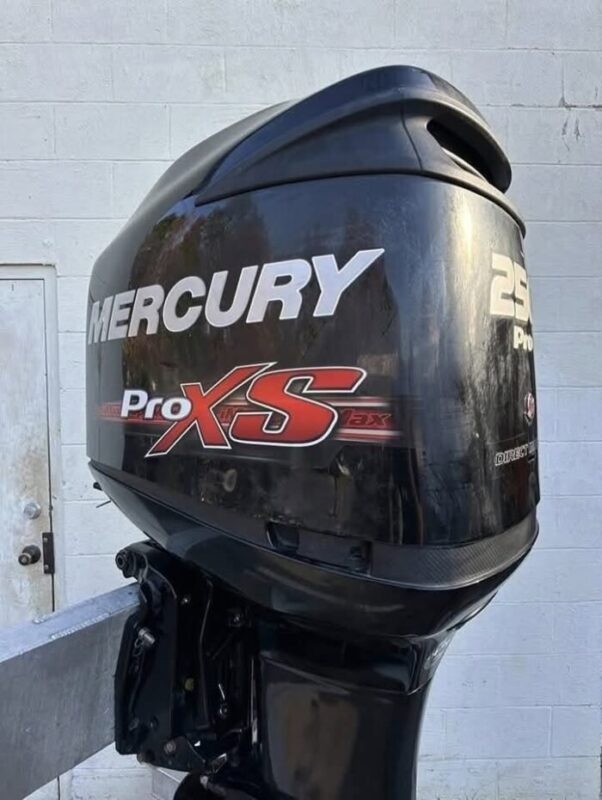 Used 2017 Mercury 250 HP Pro XS OptiMax 2-Stroke Outboard Motor – 20" Shaft – 151 Hours – 110–115 PSI Compression – Torque Master II