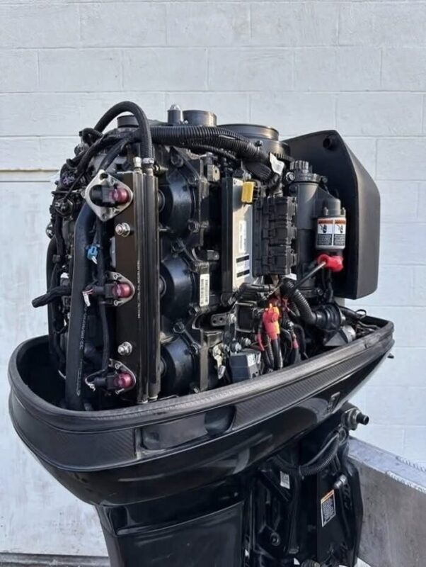 Used 2017 Mercury 250 HP Pro XS OptiMax 2-Stroke Outboard Motor – 20" Shaft – 151 Hours – 110–115 PSI Compression – Torque Master II