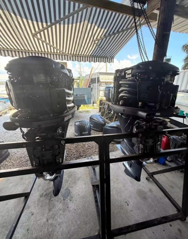 2017 twin Yamaha 300hp 4-Stroke 25” Shaft - Alpha Marine Outboards