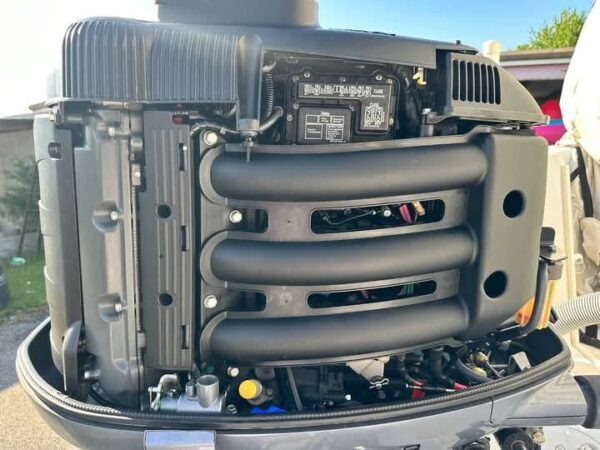 Used 2018 Yamaha 250 HP 4-Stroke Outboard Motor – 20" Shaft – 500 Hours