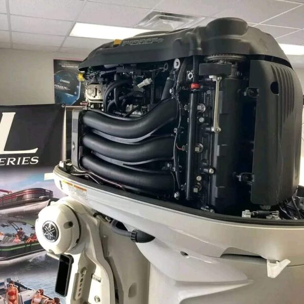 2018 Yamaha 300 HP EFI 4-Stroke Outboard Motor - Alpha Marine Outboards