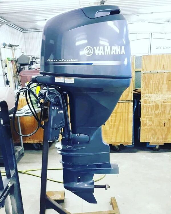 Used 2018 Yamaha F90LB 90 HP 4-Stroke Outboard Motor – 20" Shaft – 17 Hours