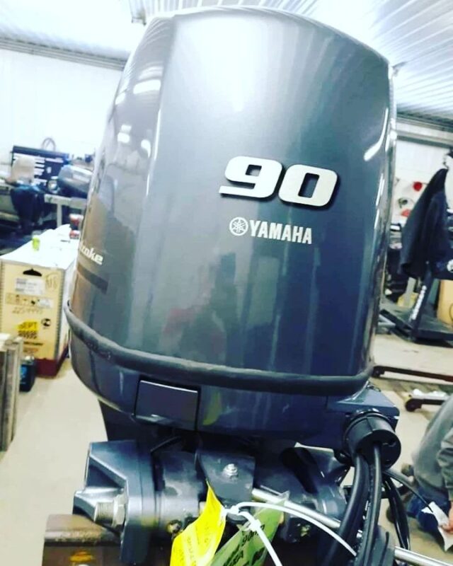 Used 2018 Yamaha F90LB 90 HP 4-Stroke Outboard Motor – 20" Shaft – 17 Hours