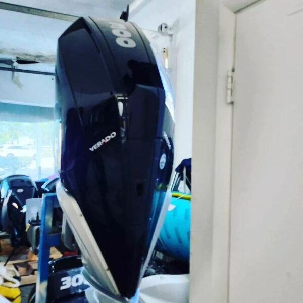 Used 2019 Mercury 300XL V8 4.6L Verado Outboard Motor – 300 HP – 20" Shaft – 200 Hours – Complete Setup