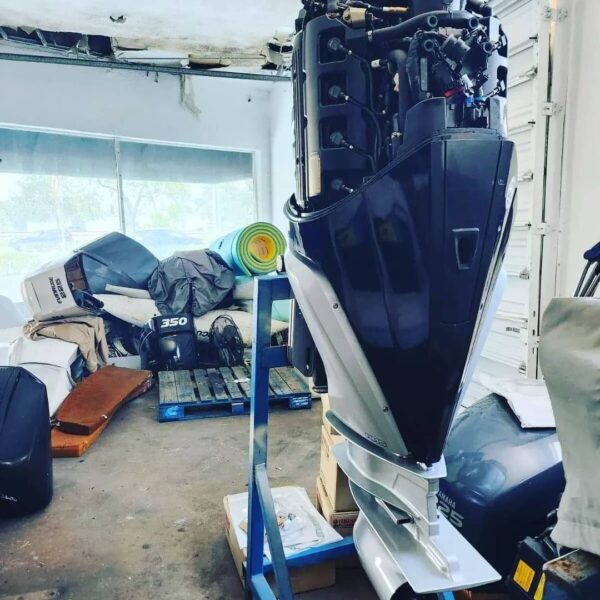 Used 2019 Mercury 300XL V8 4.6L Verado Outboard Motor – 300 HP – 20" Shaft – 200 Hours – Complete Setup