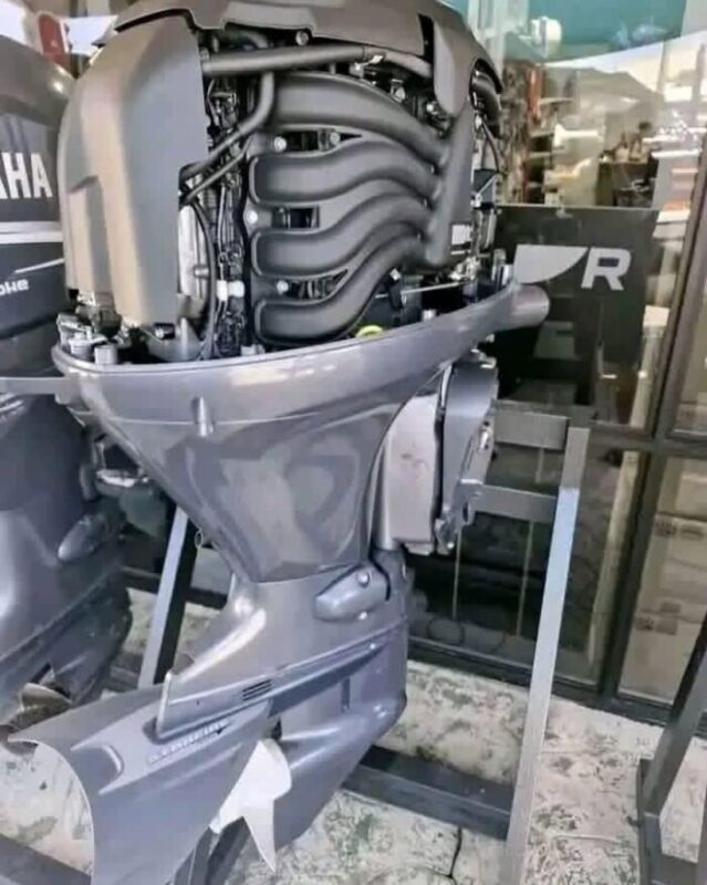 Used 2022 Yamaha F90 90 HP 4-Stroke Outboard Motor – 20" Shaft – 167 Hours – 210 PSI Compression – Like New