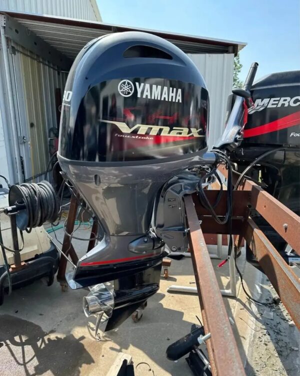 Used 2023 Yamaha 90 HP VMAX SHO Outboard Motor – 20" Shaft – Tiller Steer