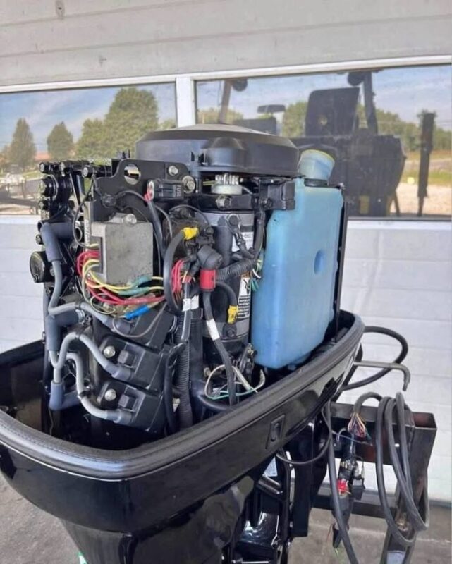 Used Mercury 90 HP 2-Stroke Outboard Motor – 20" Long Shaft – 380 Hours – Power Trim & Tilt