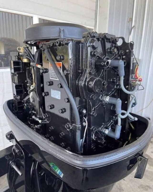 Used Mercury 90 HP 2-Stroke Outboard Motor – 20" Long Shaft – 380 Hours – Power Trim & Tilt